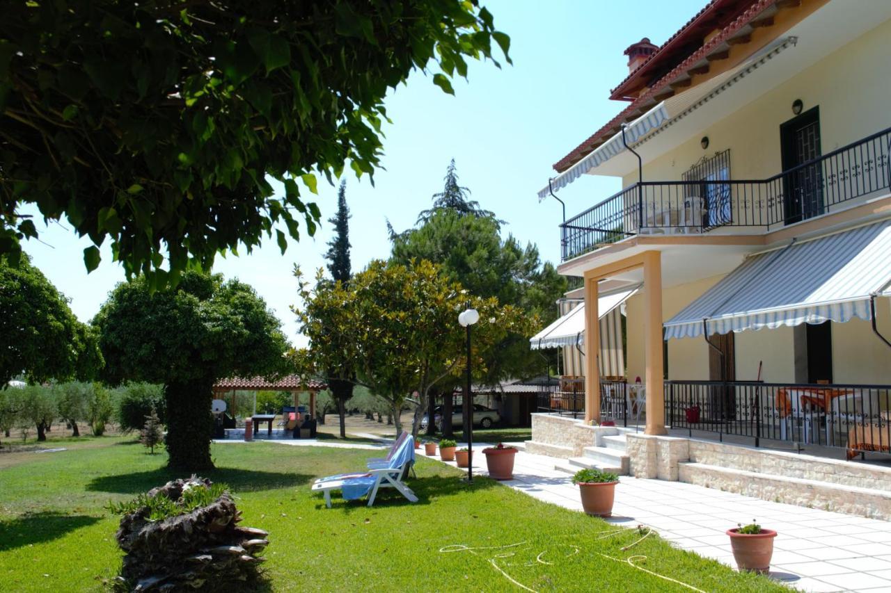 Olivemare Holidays Nea Iraklia Exterior foto
