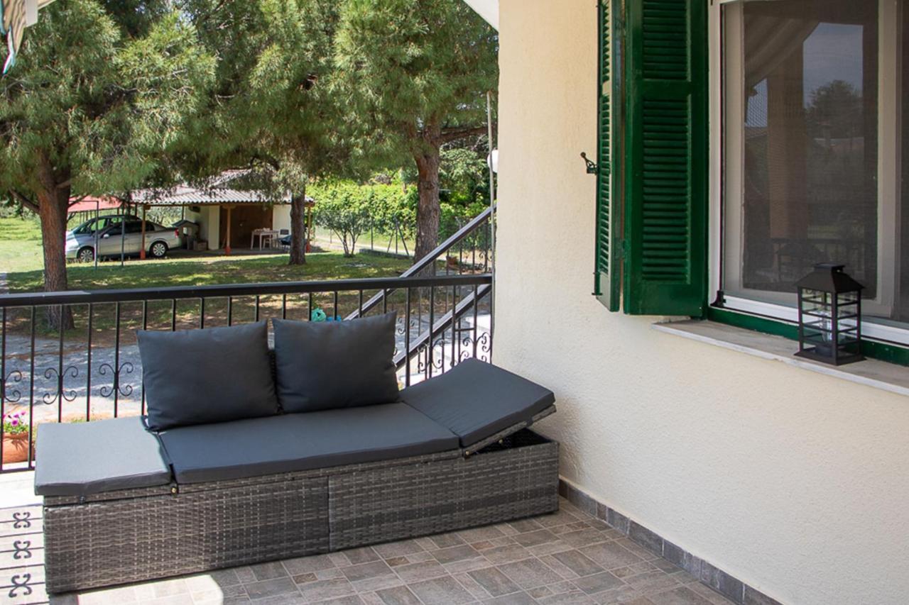 Olivemare Holidays Nea Iraklia Exterior foto