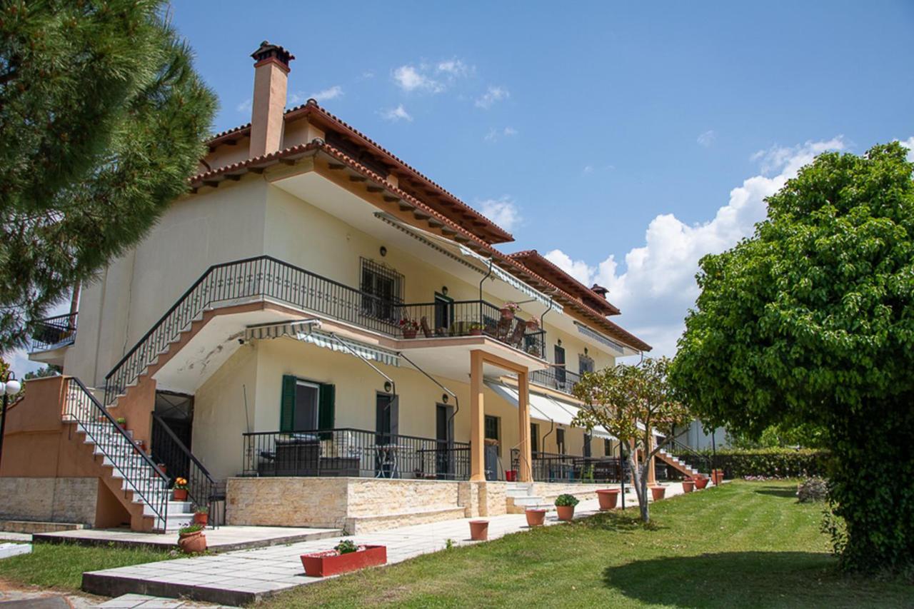 Olivemare Holidays Nea Iraklia Exterior foto