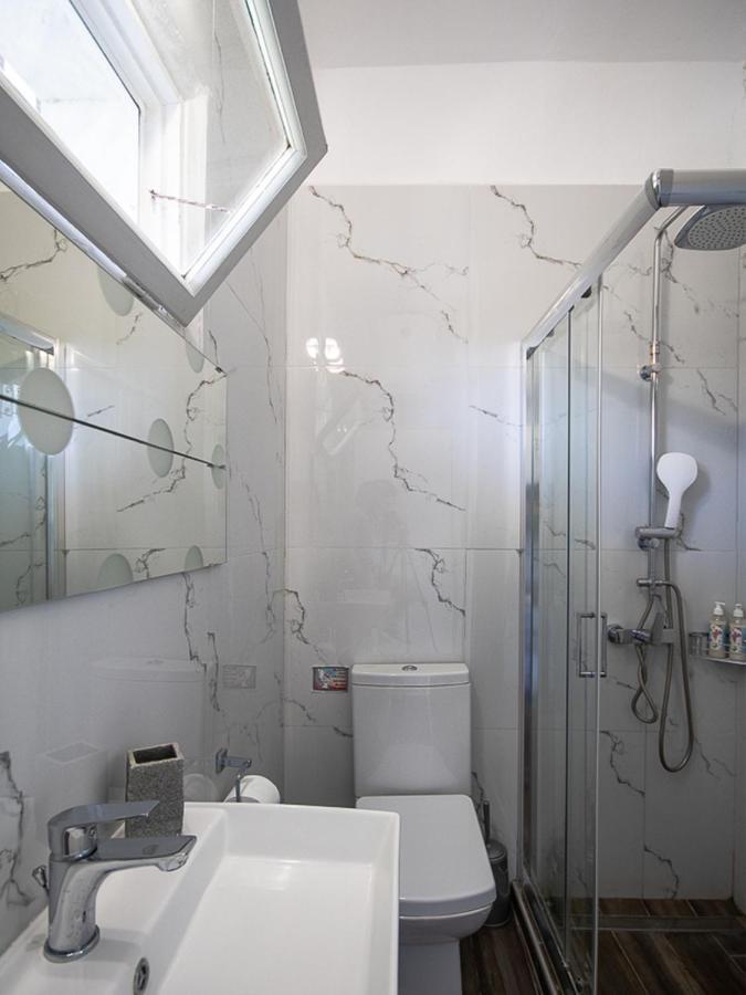 Olivemare Holidays Nea Iraklia Exterior foto